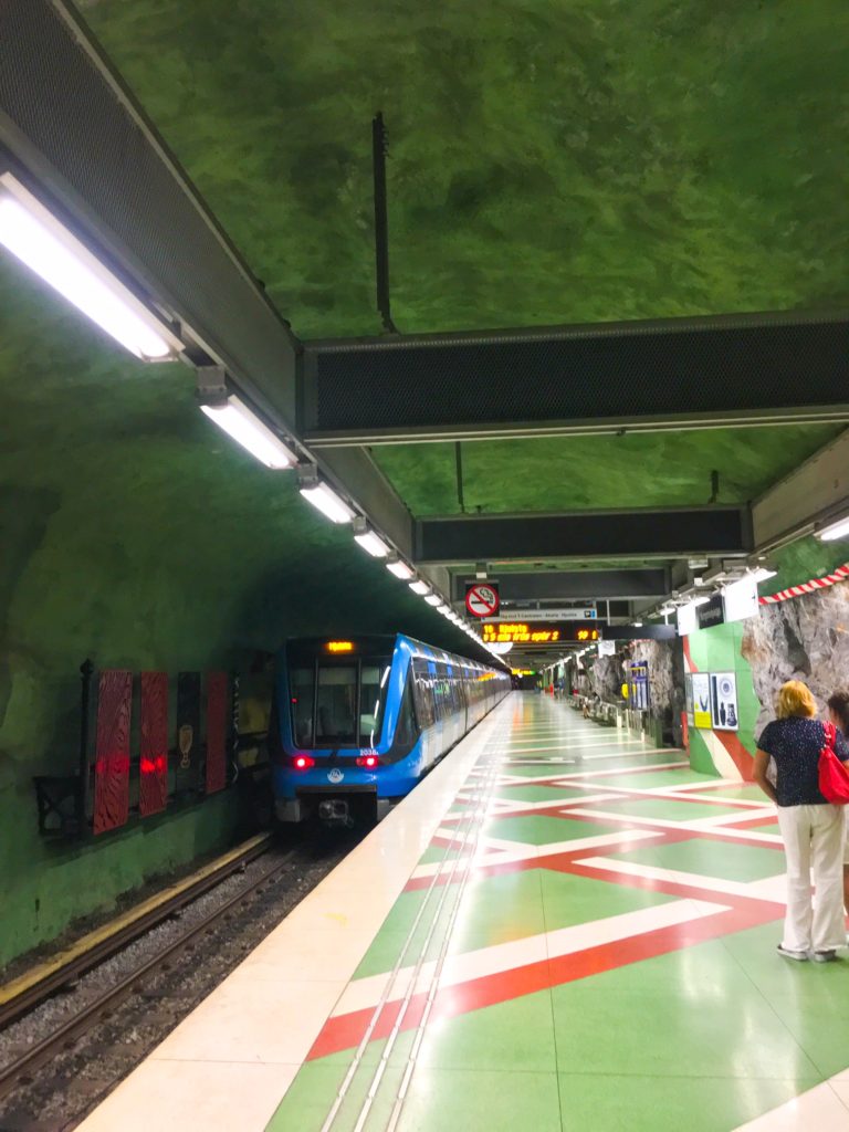 Stockholm Metro ( ストックホルムメトロ ) Kungsträdgården metro station